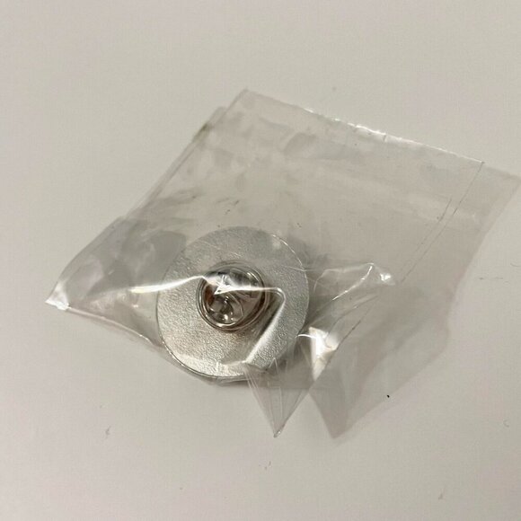 Toronto Raptors Basketball Pin - Picture 8 of 12